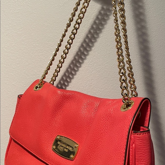 Michael Kors Coral Gold Chain Shoulder Bag - Picture 7 of 11